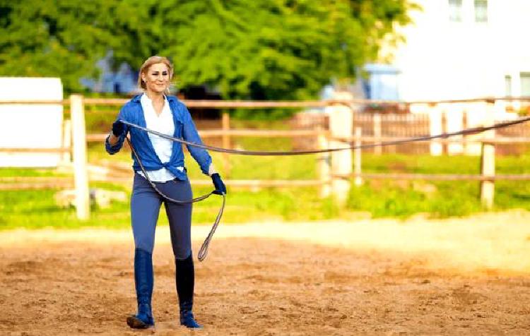 Лошадиная сила для разума: Основы психического здоровья в конном спорте